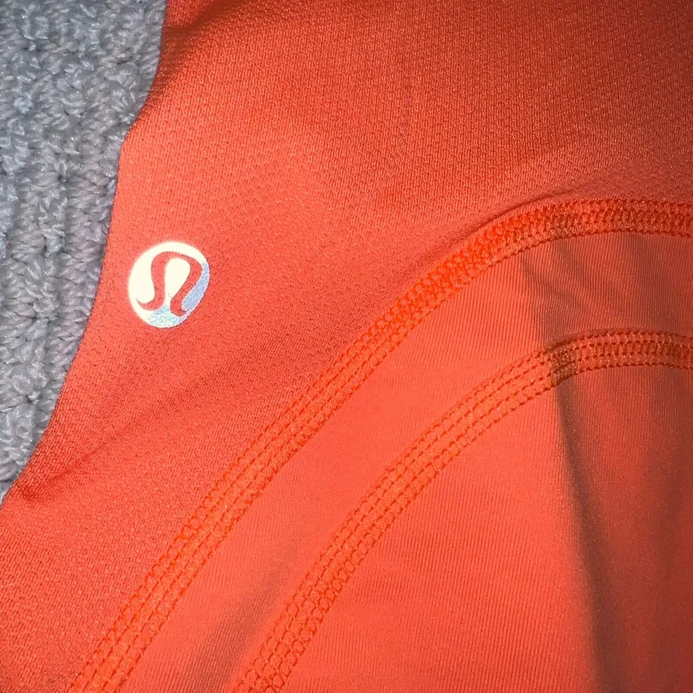 Lululemon size 4 neon orange cropped mesh running leggings - Picture 4 of 7